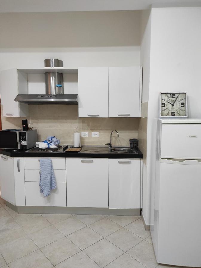 Casa Lore Apartment ลีวอร์โน ภายนอก รูปภาพ