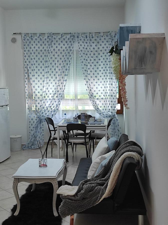 Casa Lore Apartment ลีวอร์โน ภายนอก รูปภาพ
